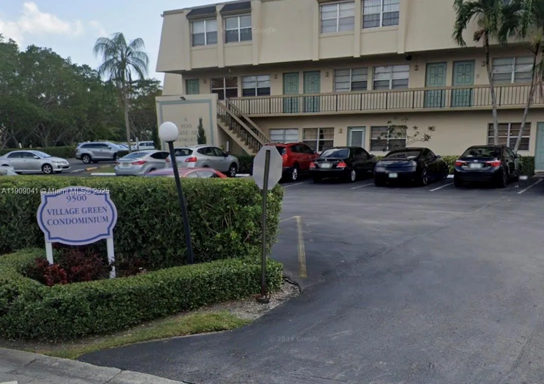 9500 SW 3rd St # 239, Boca Raton FL 33428