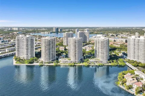 3000 Island Blvd # 1904, Aventura FL 33160