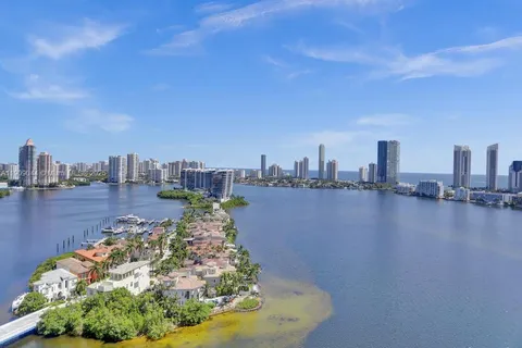 3000 Island Blvd # 1904, Aventura FL 33160