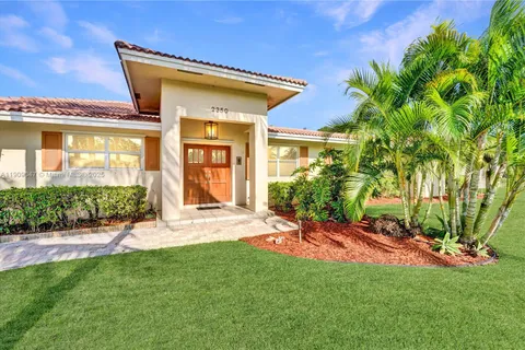 2350 NE 27th Ter, Pompano Beach FL 33062