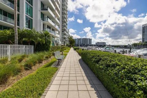 7928 East Dr (YACHT SLIP), North Bay Village FL 33141