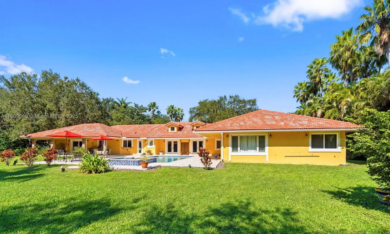 6500 SW 127th St, Pinecrest FL 33156