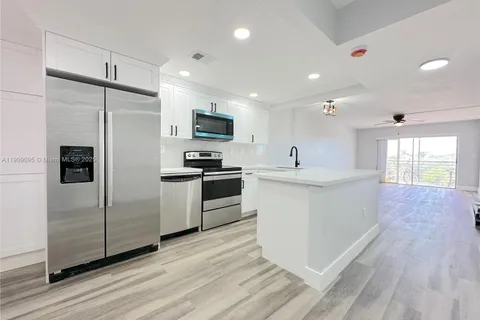 3110 N Pine Island Rd # 408, Sunrise FL 33351