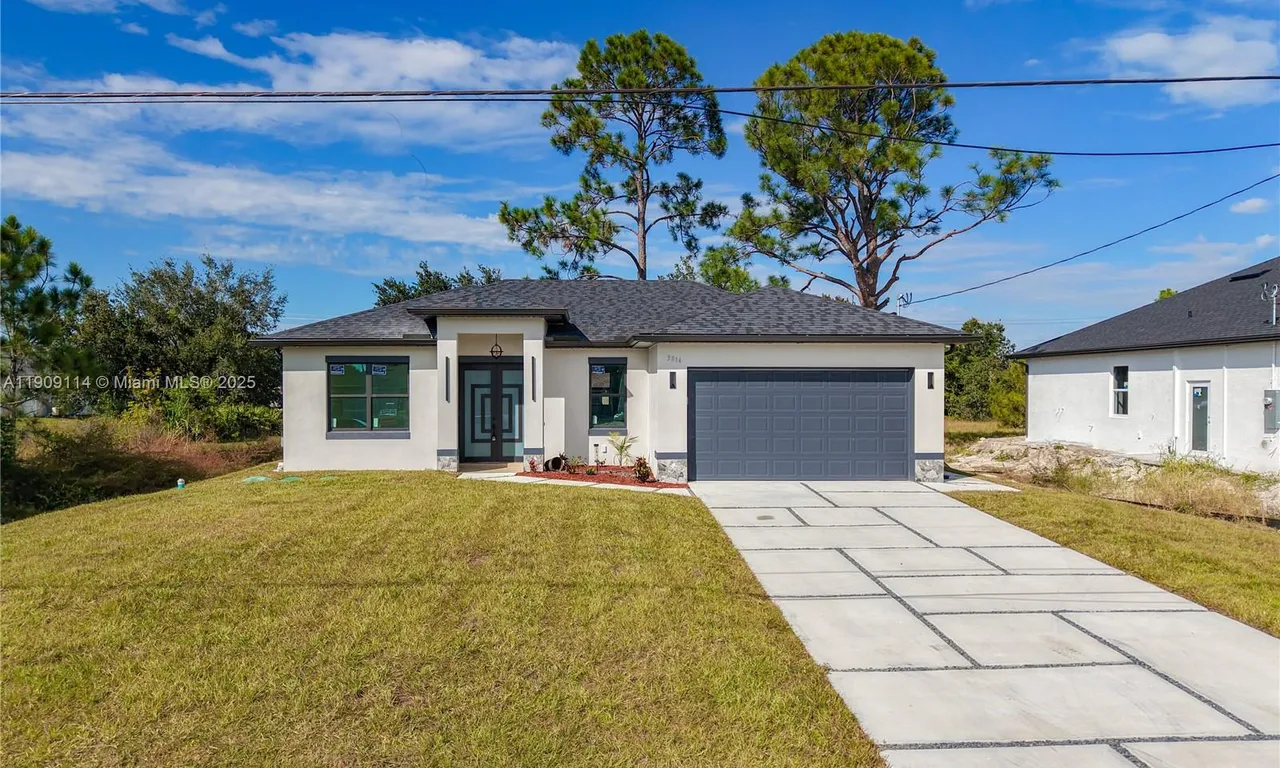 3814 9th St SW, Lehigh Acres FL 33976