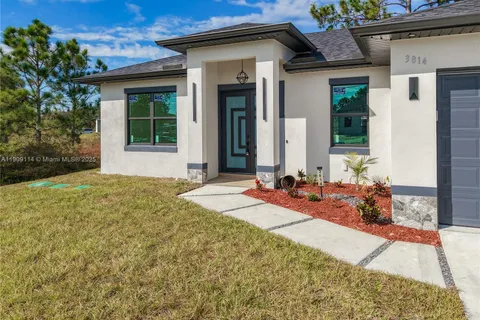 3814 9th St SW, Lehigh Acres FL 33976