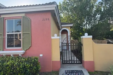 2288 NE 42nd Ave, Homestead FL 33033