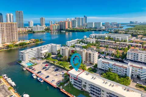 3849 NE 169th St # 412, North Miami Beach FL 33160