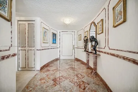 2100 S Ocean Ln # 808, Fort Lauderdale FL 33316