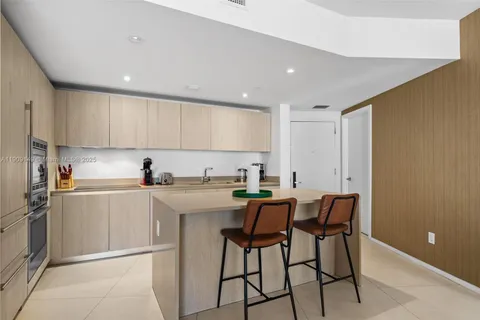 4111 S Ocean Dr # 1204, Hollywood FL 33019