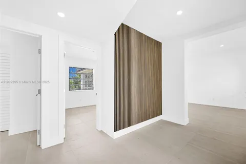 1918 NW 185th St, Miami Gardens FL 33056