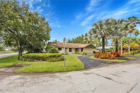 7804 SW 178th Ter, Palmetto Bay FL 33157