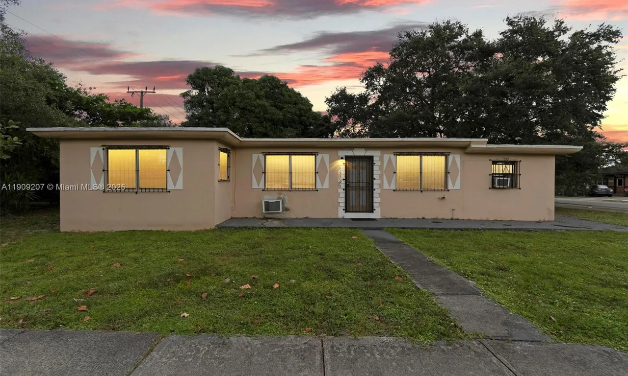 16301 NW 32nd Ave, Miami Gardens FL 33054