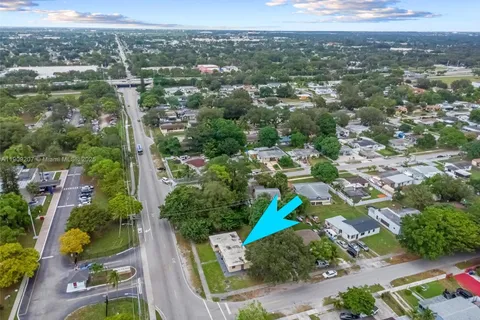 16301 NW 32nd Ave, Miami Gardens FL 33054