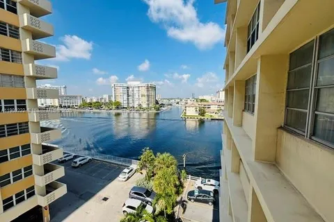 1817 S Ocean Dr # 622, Hallandale Beach FL 33009