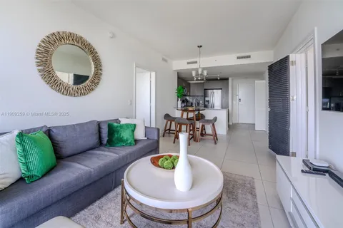 5350 NW 84th Ave # 907, Doral FL 33166