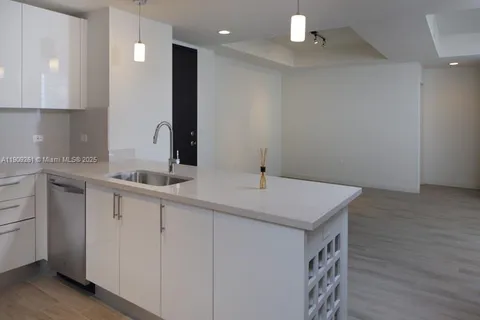 999 SW 1st Ave # 2016, Miami FL 33130