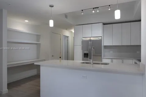 999 SW 1st Ave # 2016, Miami FL 33130