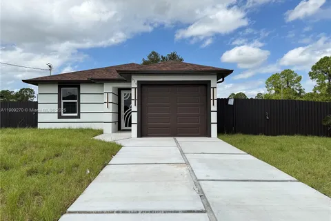 616 S PARKER AVE, Lehigh Acres FL 33974