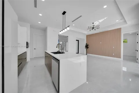 4213 20TH ST SW, Lehigh Acres FL 33976