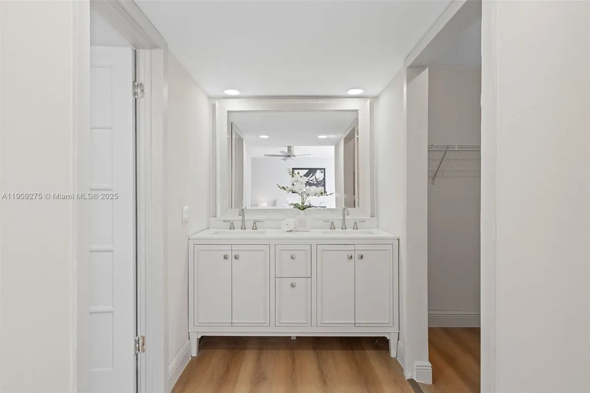 1812 firwood, Orlando FL 32818