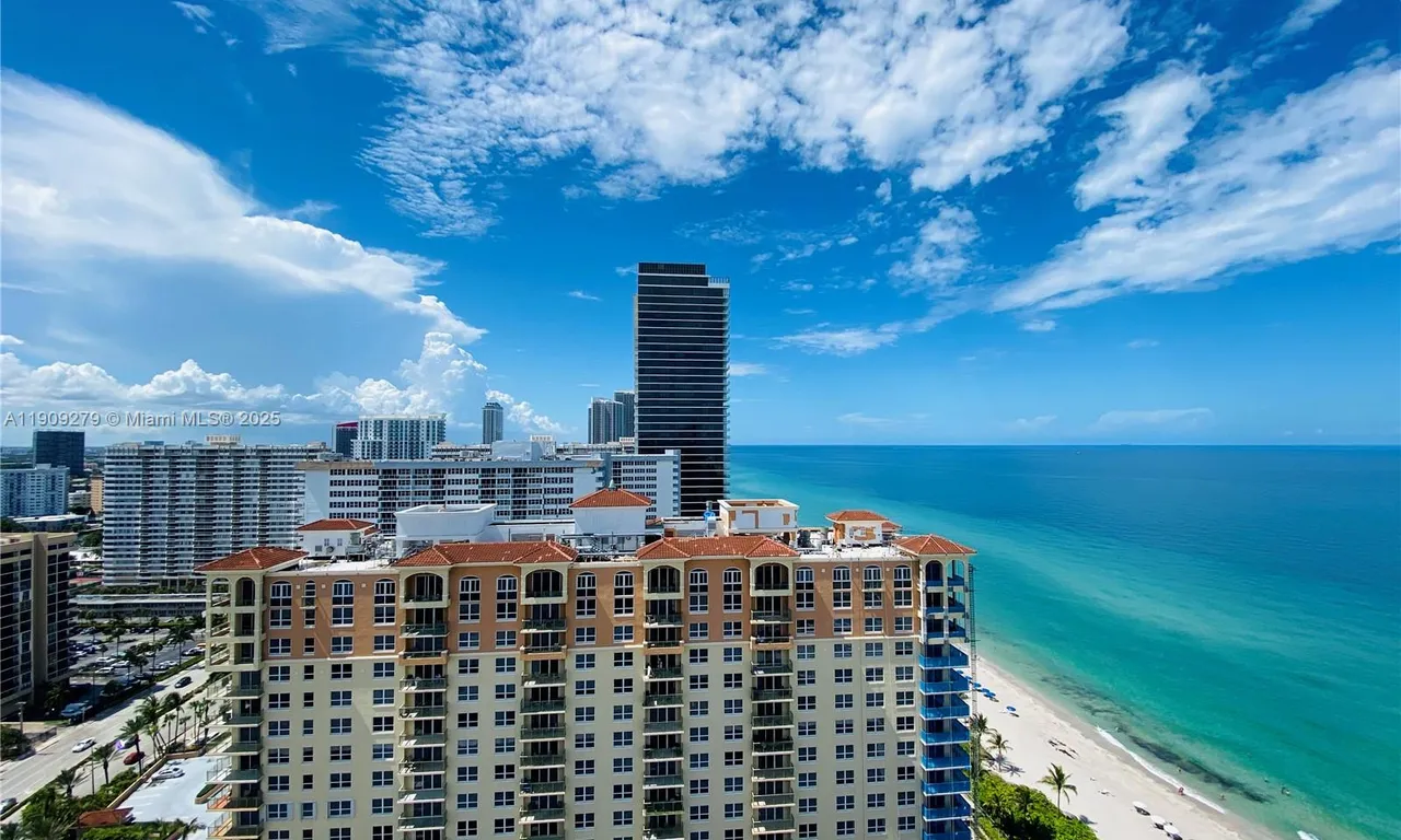 3140 S Ocean Dr, Hallandale Beach FL 33009