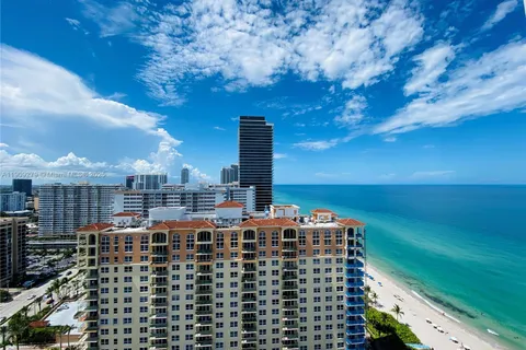 3140 S Ocean Dr, Hallandale Beach FL 33009