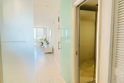 3140 S Ocean Dr, Hallandale Beach FL 33009