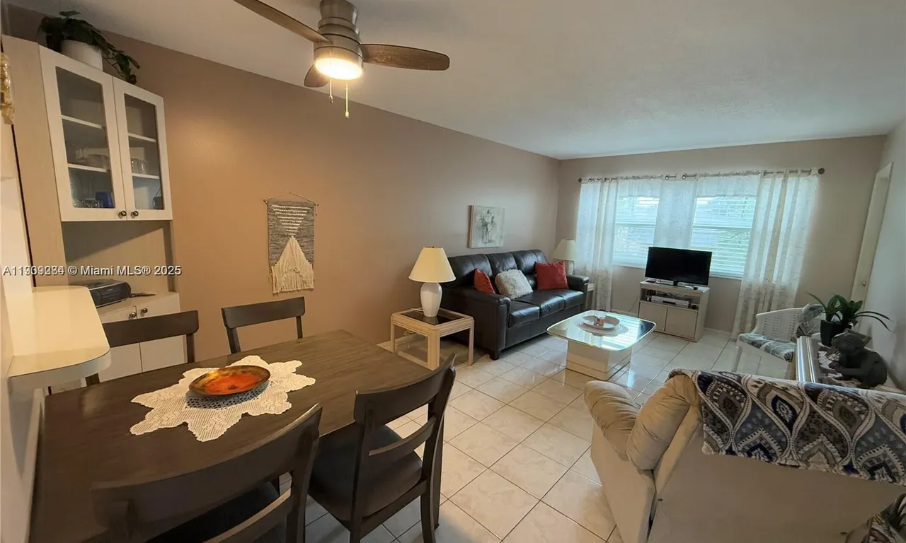 4441 NW 16th St # J205, Lauderhill FL 33313