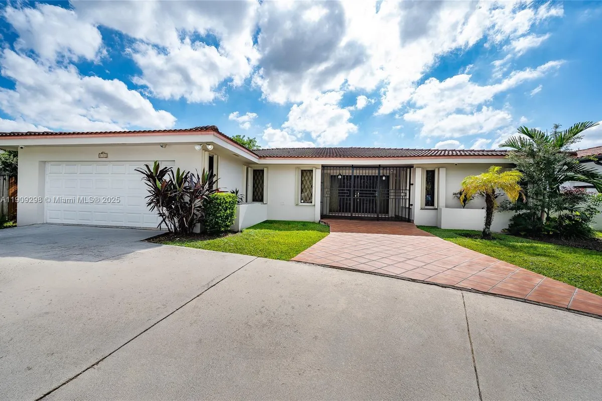 8100 SW 34th St, Miami FL 33155