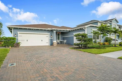 1494 Stockbridge St, Loxahatchee FL 33470