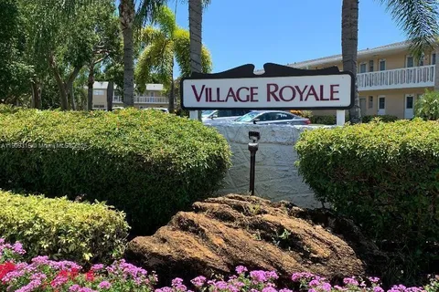 2212 NE 1st Way # 102, Boynton Beach FL 33435