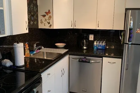 2212 NE 1st Way # 102, Boynton Beach FL 33435