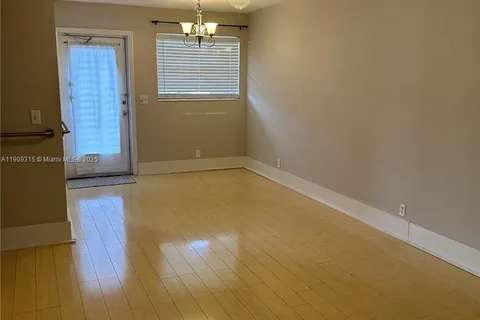 2212 NE 1st Way # 102, Boynton Beach FL 33435