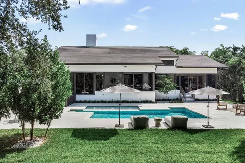 7910 Los Pinos Cir, Coral Gables FL 33143