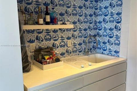 1100 West Ave # 1206, Miami Beach FL 33139