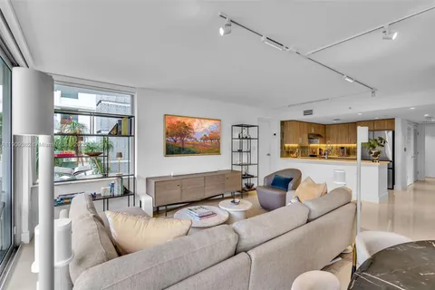 1100 100th St # 401, Bay Harbor Islands FL 33154