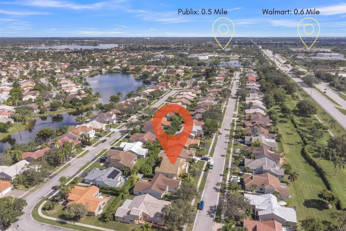 18865 NW 1st St, Pembroke Pines FL 33029