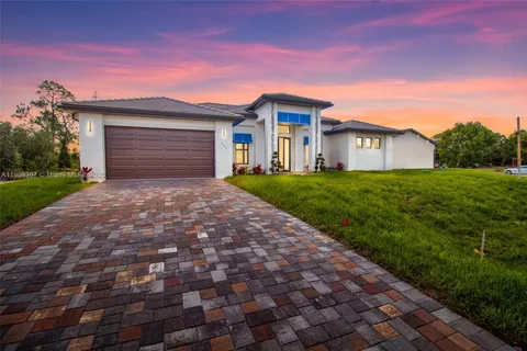 206 JACK AVE N, Other City - In The State Of Florida FL 33971