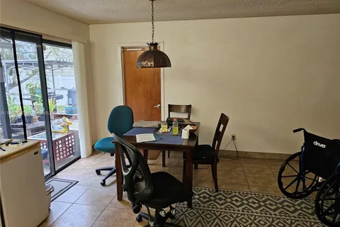 5108 Myrtle Dr, Fort Pierce FL 34982