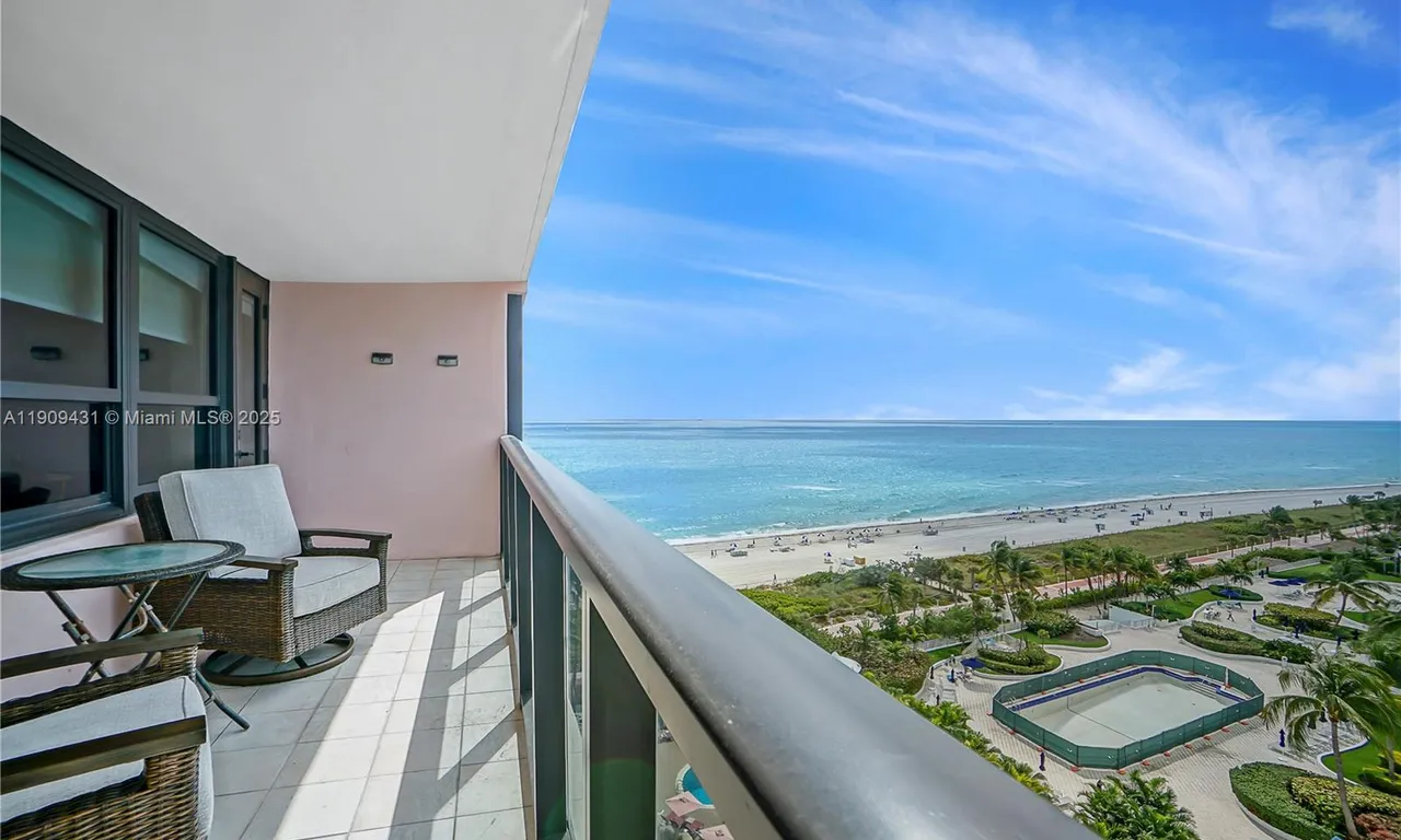 5225 Collins Ave # 1403, Miami Beach FL 33140