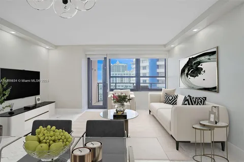 5225 Collins Ave # 1403, Miami Beach FL 33140