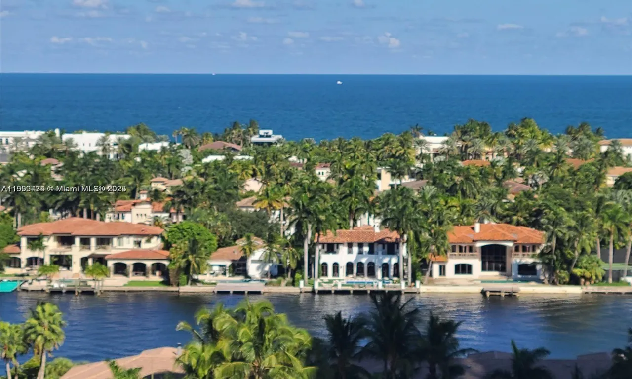 21055 Yacht Club Dr # 1602, Aventura FL 33180