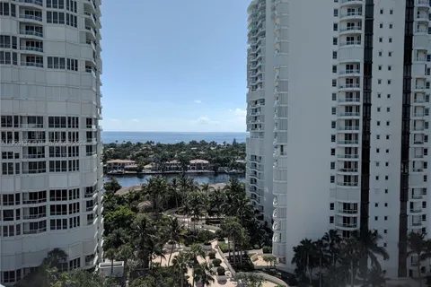 21055 Yacht Club Dr # 1602, Aventura FL 33180