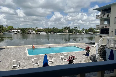 6484 Indian Creek Dr # 209, Miami Beach FL 33141