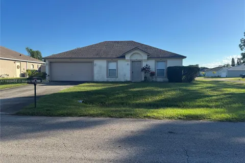 874 SE Arthur St, Palm Bay FL 32909