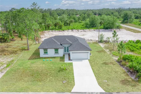 1104 E 11th St, Lehigh Acres FL 33972