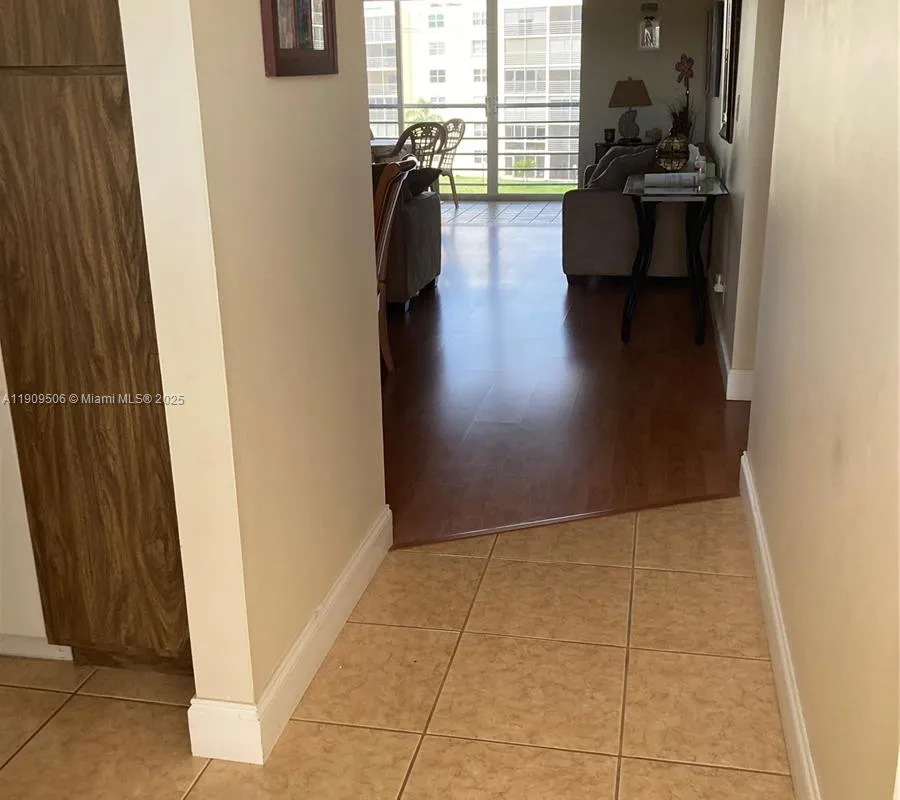 301 SE 3rd St # 408, Dania Beach FL 33004