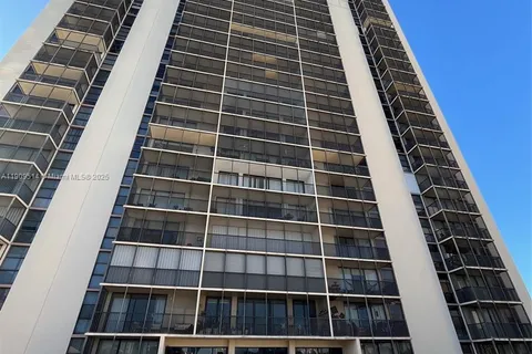 20301 W Country Club Dr # 625, Aventura FL 33180