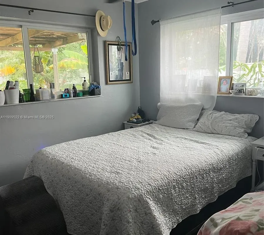 6221 SW 26th St, Miramar FL 33023