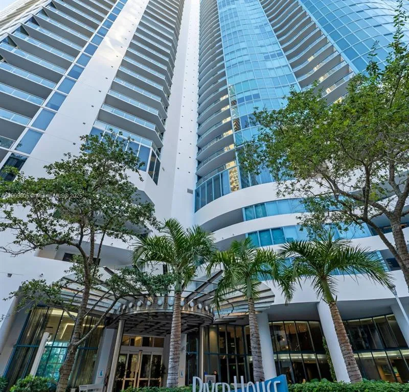 333 Las Olas Way # 2505, Fort Lauderdale FL 33301